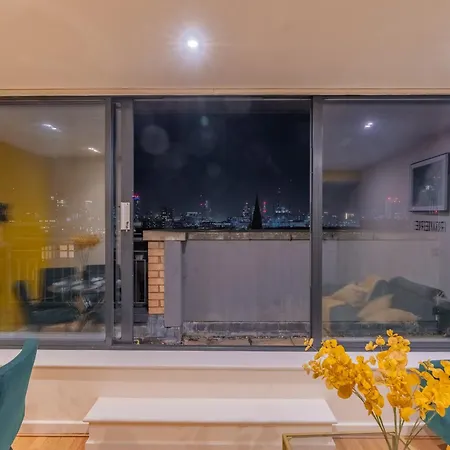 The Royale Penthouse - Skyline View - Balcony